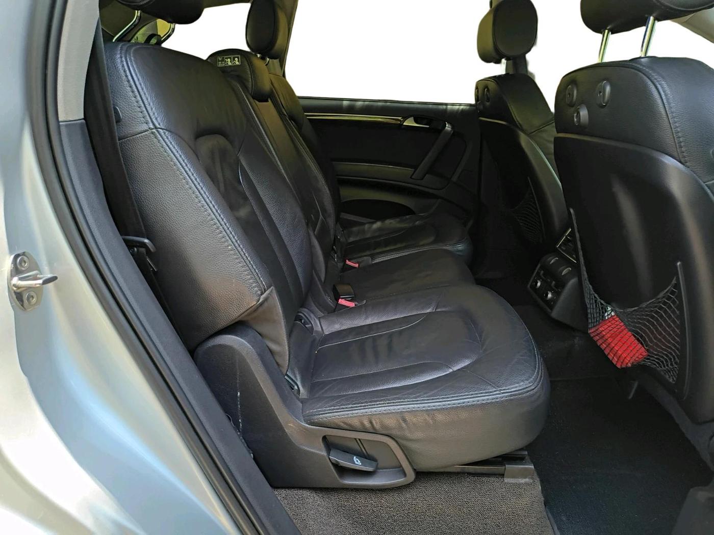 2011 Audi Q7 4.2 TDI QUATTRO, Diesel, Automatic, 1,57,341 km, interior