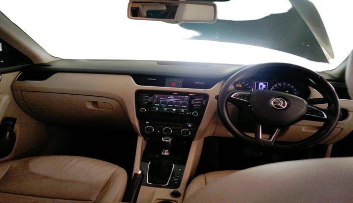 2016 Skoda Octavia 2.0 TDI CR STYLE PLUS AT, Diesel, Automatic, 1,85,058 km, interior