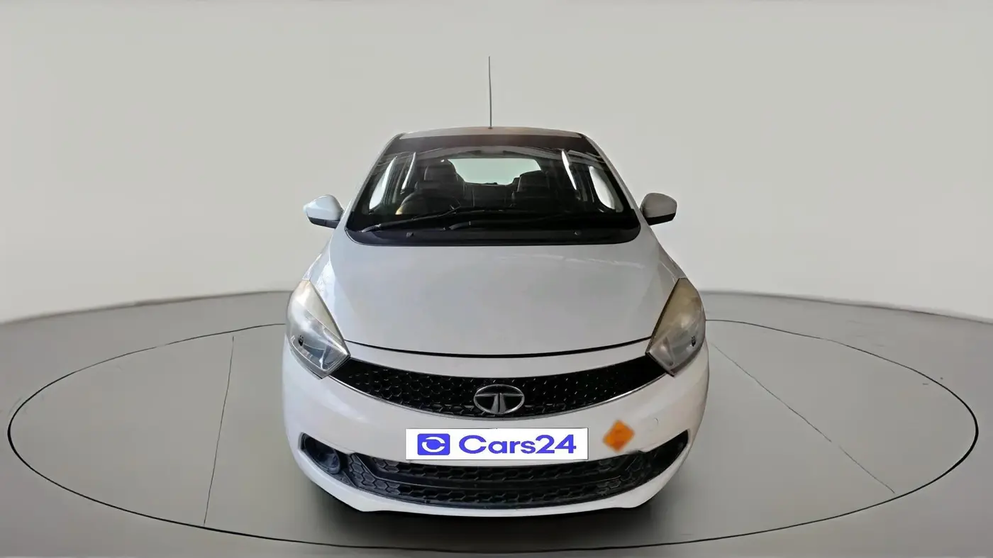 2016 Tata Tiago XM PETROL, Petrol, Manual, 1,41,626 km, exterior
