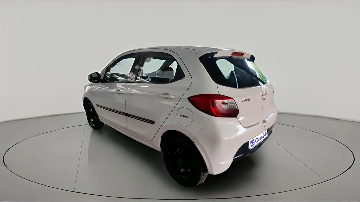 2016 Tata Tiago XM PETROL, Petrol, Manual, 1,41,626 km, exterior