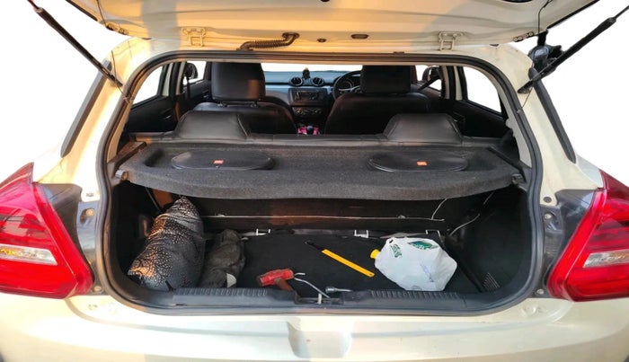 2018 Maruti Swift VXI AMT, Petrol, Automatic, 78,578 km, exterior