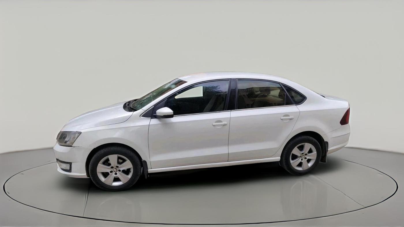 2018 Skoda Rapid AMBITION 1.5 TDI, Diesel, Manual, 2,51,553 km, exterior
