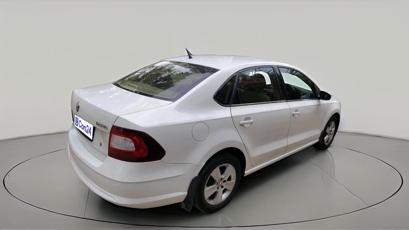 2018 Skoda Rapid AMBITION 1.5 TDI, Diesel, Manual, 2,51,553 km, exterior