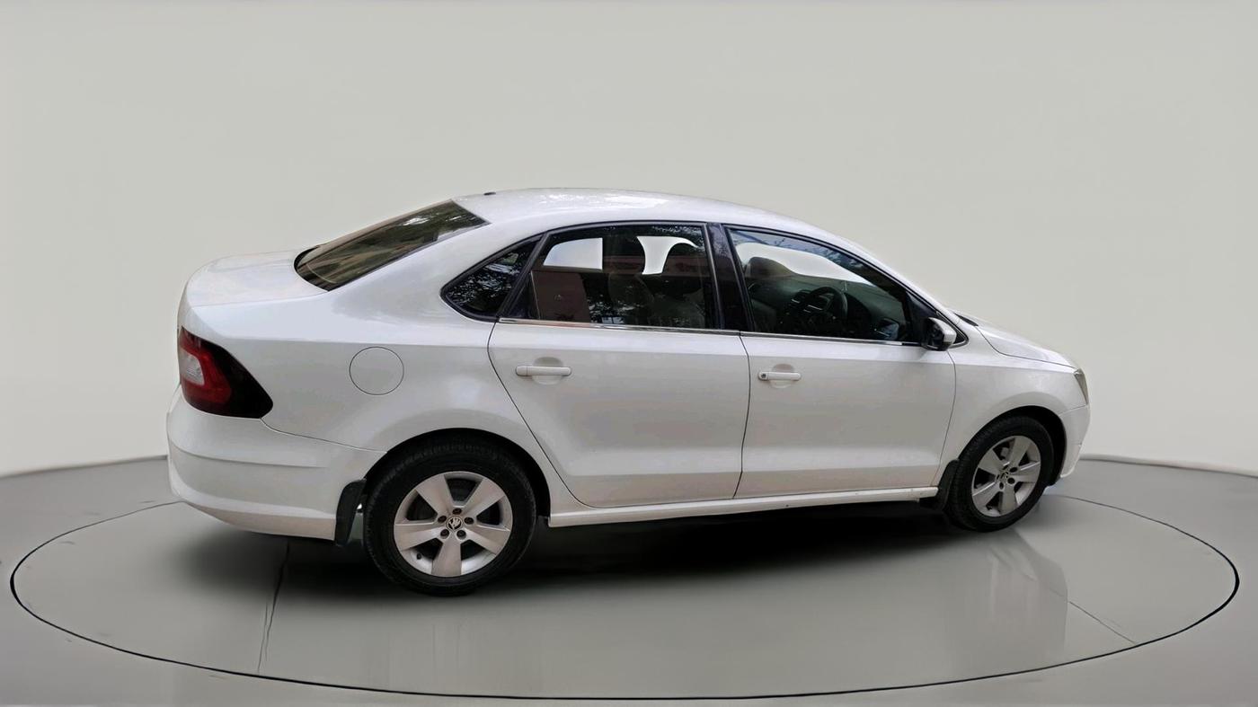 2018 Skoda Rapid AMBITION 1.5 TDI, Diesel, Manual, 2,51,553 km, exterior