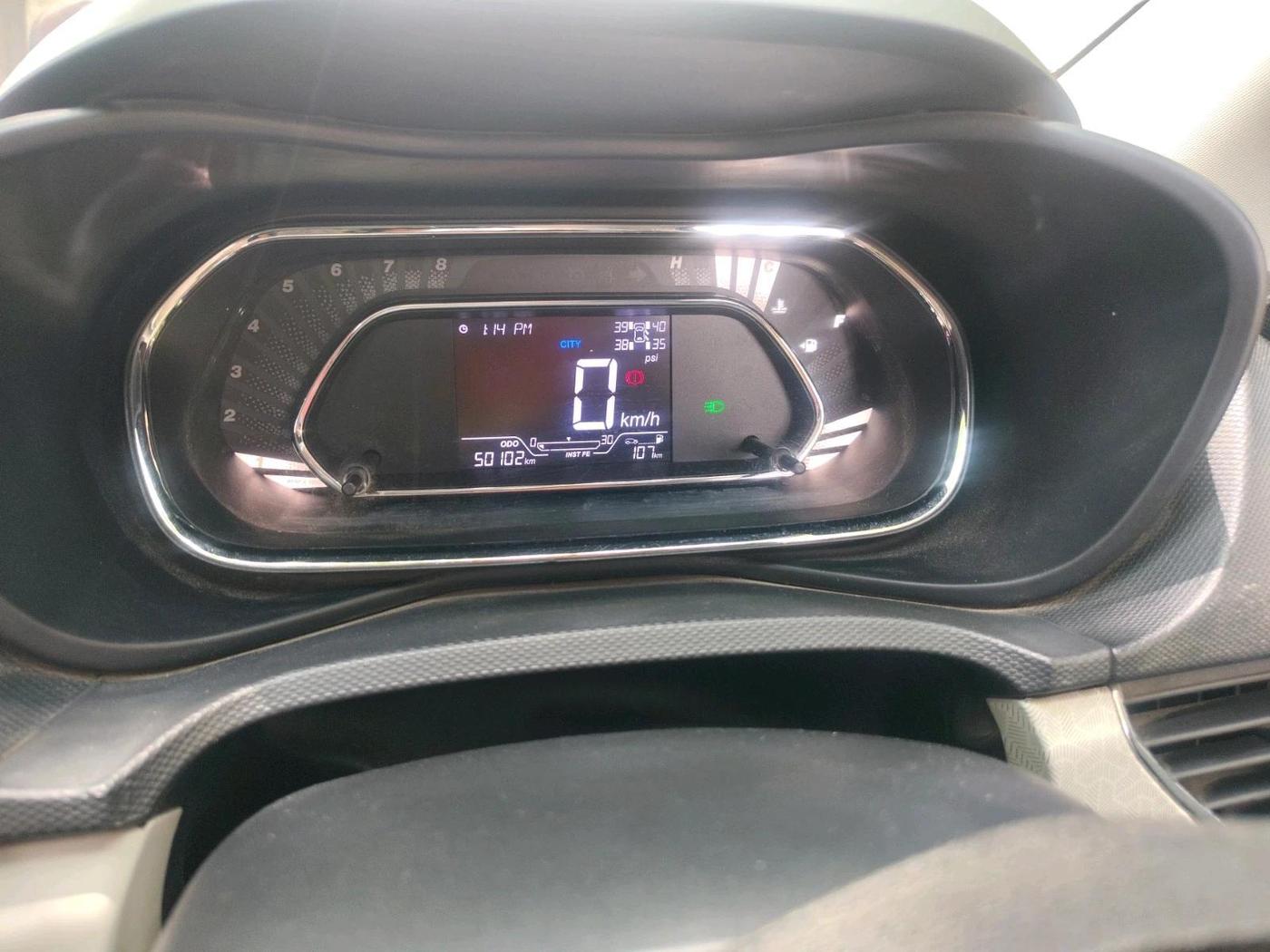 2023 Tata NEXON XZ PLUS PETROL SUNROOF, CNG, Manual, 55,000 km, interior