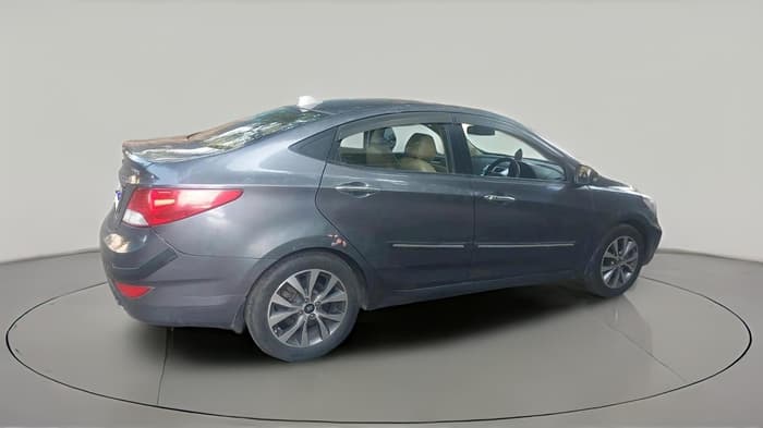 2013 Hyundai Verna FLUIDIC 1.6 VTVT SX, Petrol, Manual, 1,31,392 km, exterior