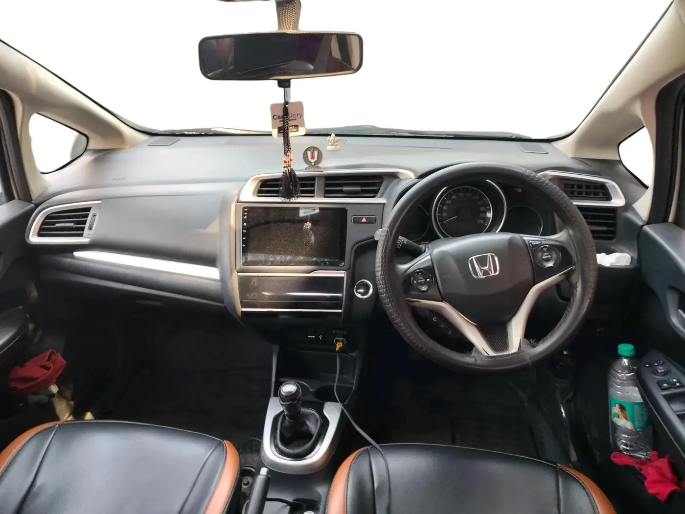 2018 Honda WR-V 1.5L I-DTEC VX MT, Diesel, Manual, 1,61,000 km, interior