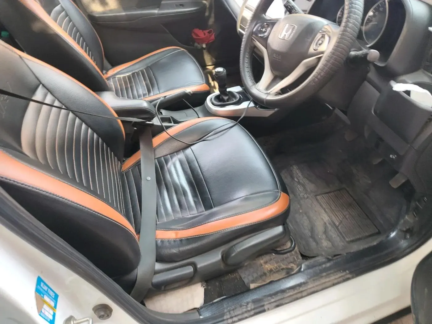 2018 Honda WR-V 1.5L I-DTEC VX MT, Diesel, Manual, 1,61,000 km, interior