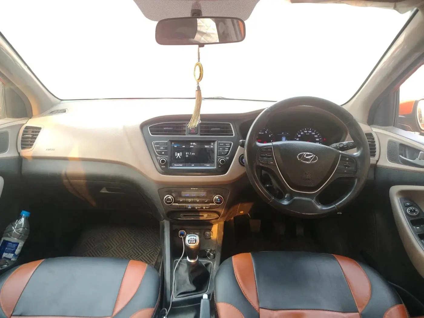 2018 Hyundai Elite i20 ASTA 1.2 (O), CNG, Manual, 71,838 km, interior