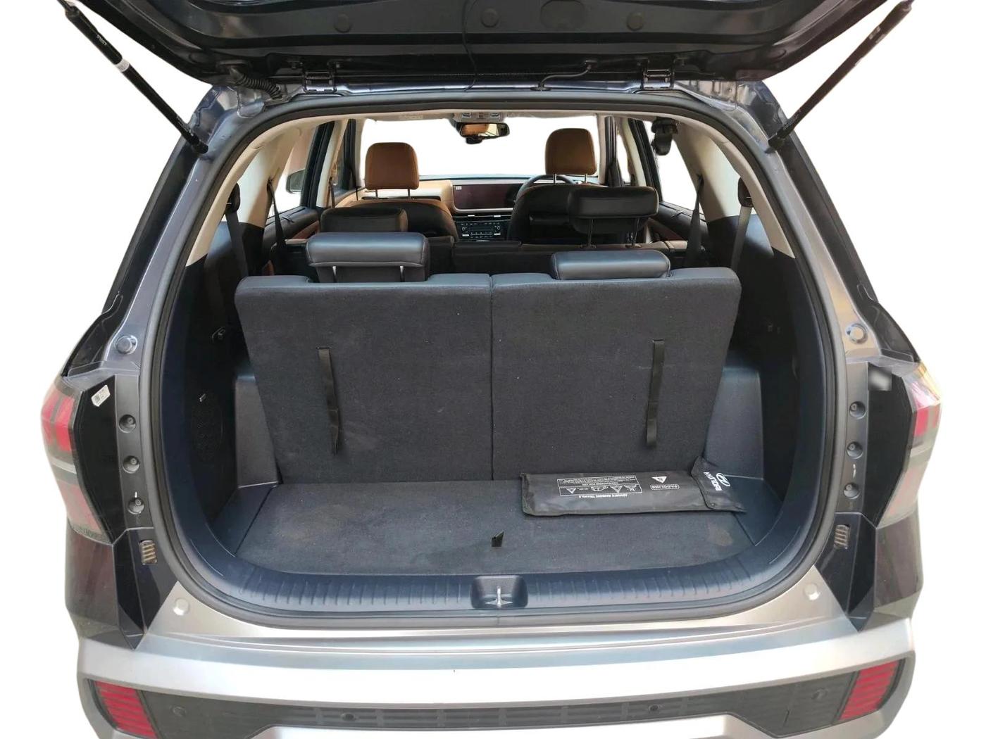 2025 Hyundai ALCAZAR Signature 7 STR 1.5 Turbo GDi Petrol DCT, Petrol, Automatic, 18,500 km, exterior