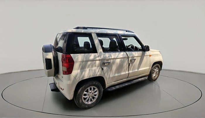 2018 Mahindra TUV300 T8, Diesel, Manual, 1,56,965 km, exterior