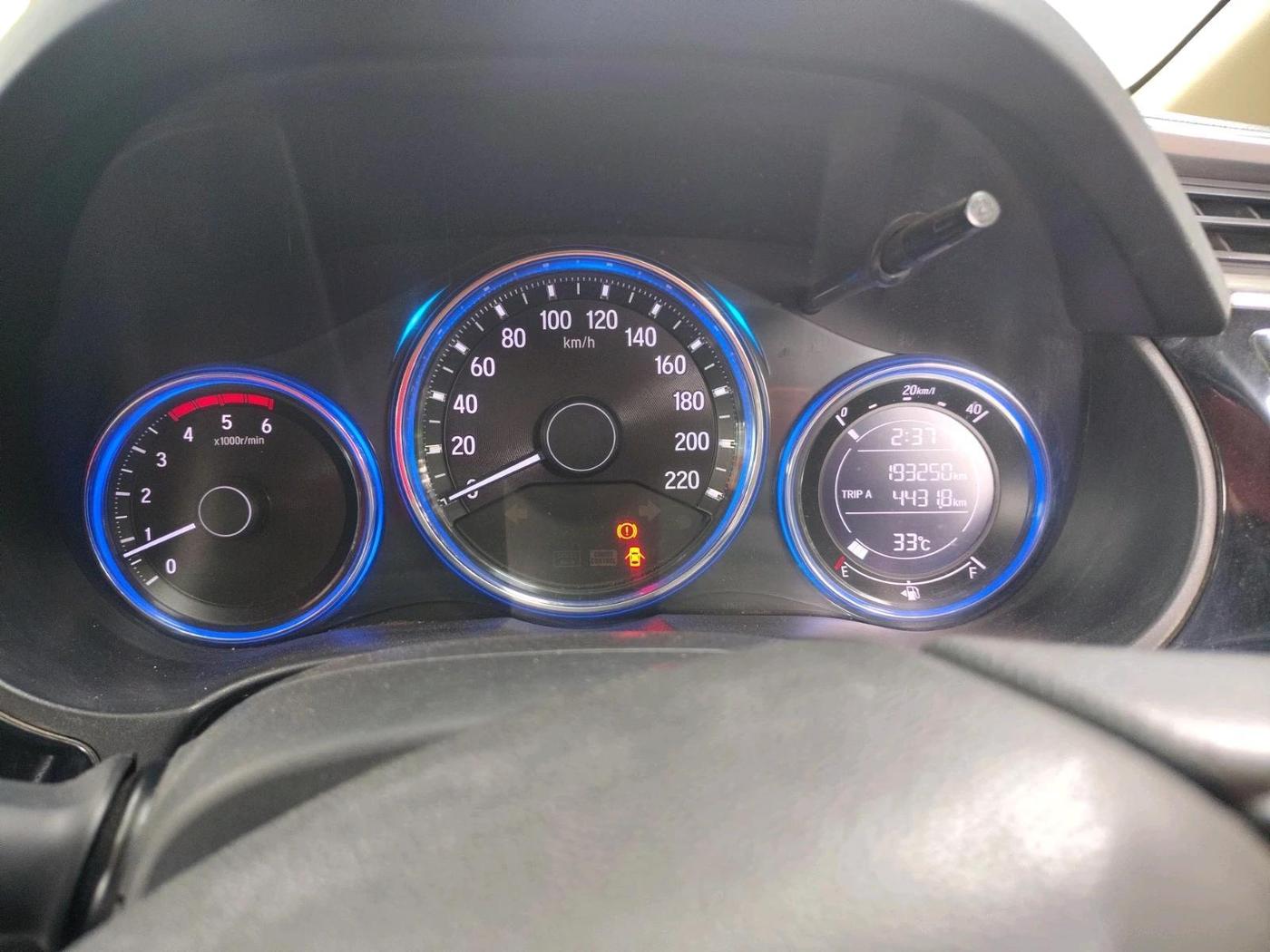 2015 Honda City 1.5L I-DTEC V, Diesel, Manual, 1,93,250 km, interior