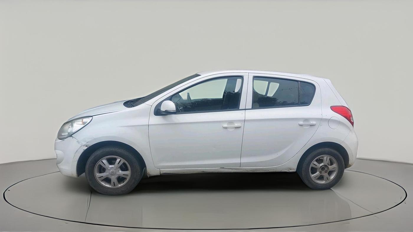 2011 Hyundai i20 SPORTZ 1.2, CNG, Manual, 90,330 km, exterior