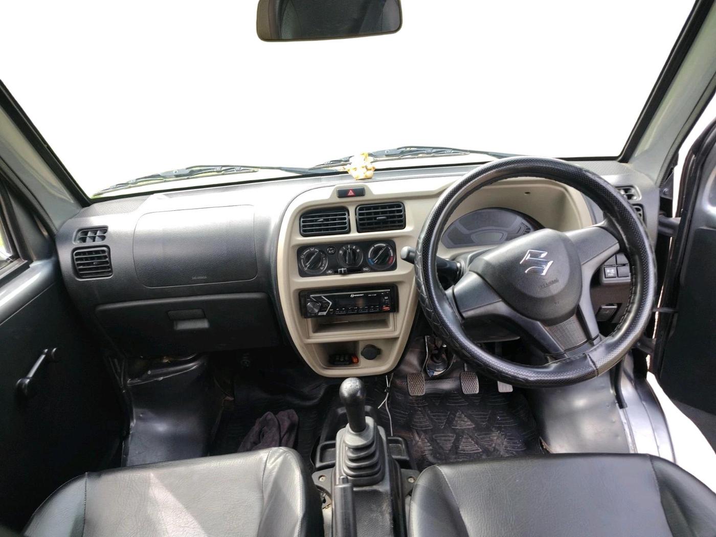 2024 Maruti Eeco 5 STR AC CNG, CNG, Manual, 38,071 km, interior