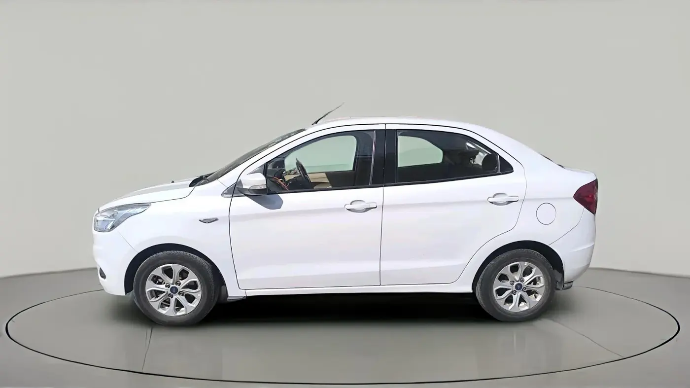 2015 Ford Figo Aspire TITANIUM 1.2 PETROL, Petrol, Manual, 94,580 km, exterior