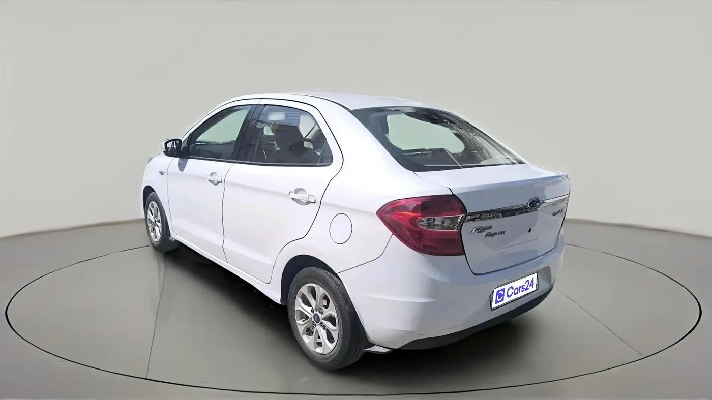 2015 Ford Figo Aspire TITANIUM 1.2 PETROL, Petrol, Manual, 94,580 km, exterior
