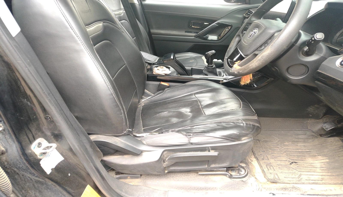 2023 Tata Harrier XT PLUS 2.0L KRYOTEC DARK EDITON, Diesel, Manual, 65,325 km, interior