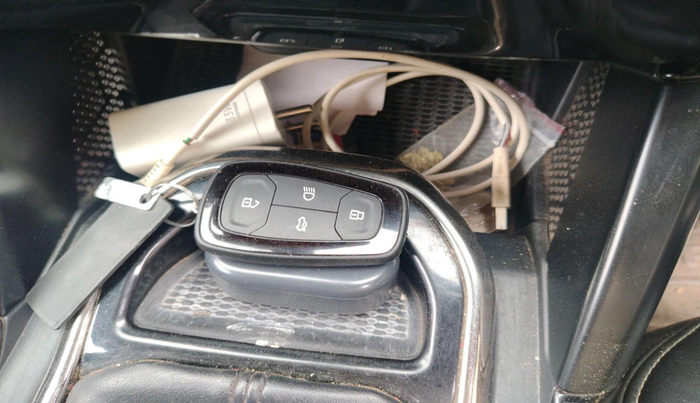 2023 Tata Harrier XT PLUS 2.0L KRYOTEC DARK EDITON, Diesel, Manual, 65,325 km, interior