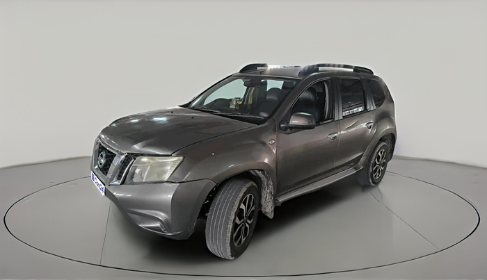 2013 Nissan Terrano XL (D), Diesel, Manual, 1,70,946 km, exterior