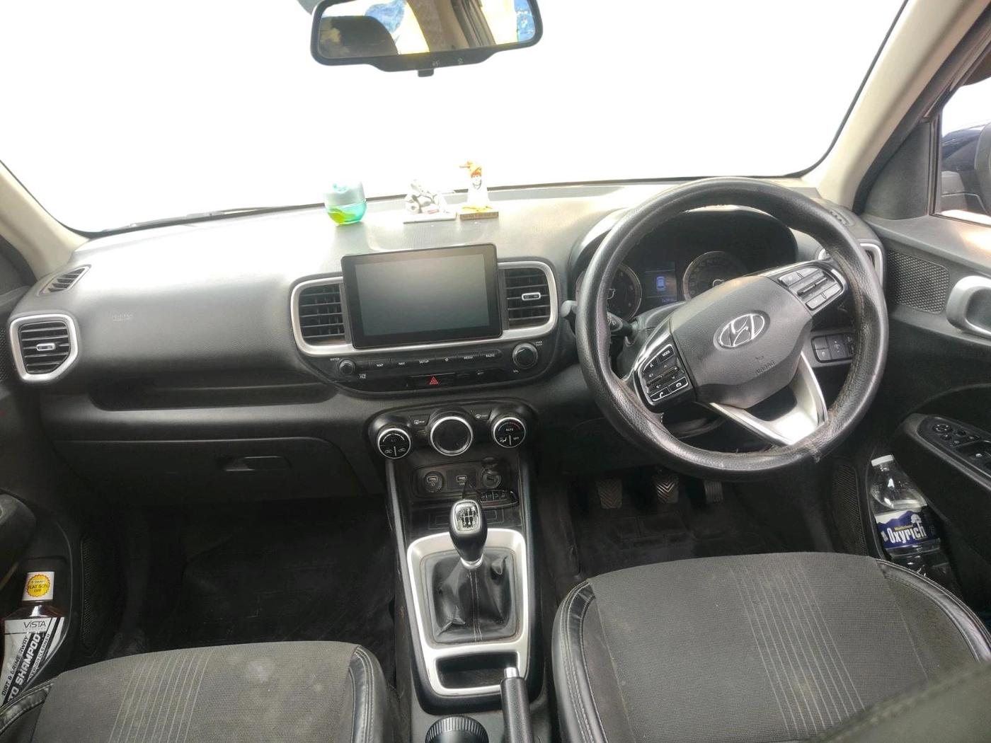 2019 Hyundai VENUE SX(O) 1.4 CRDI, Diesel, Manual, 1,63,918 km, interior