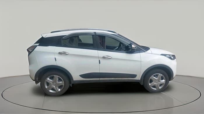 2022 Tata NEXON XM PLUS SUNROOF PETROL, Petrol, Manual, 63,052 km, exterior
