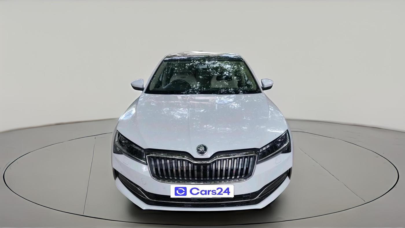 2020 Skoda Superb L&K 2.0 TSI AT, Petrol, Automatic, 1,17,944 km, exterior