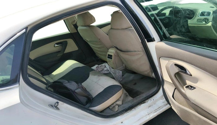 2011 Volkswagen Vento HIGHLINE DIESEL 1.6, Diesel, Manual, 1,41,737 km, interior