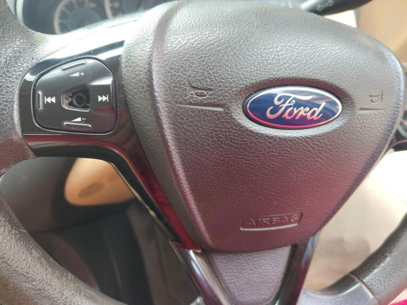 2015 Ford Figo Aspire TITANIUM1.5 DIESEL, Diesel, Manual, 2,89,497 km, interior