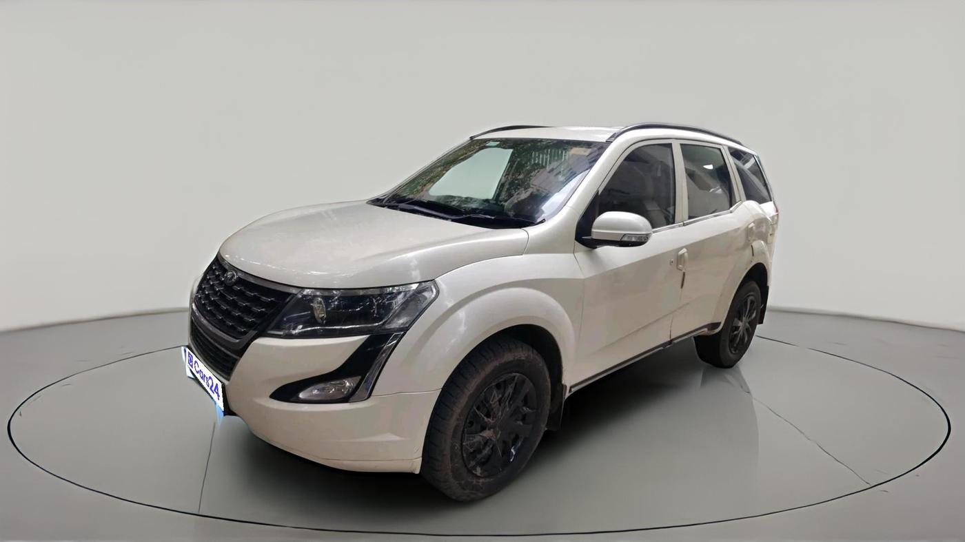 2018 Mahindra XUV500 W5, Diesel, Manual, 74,084 km, exterior