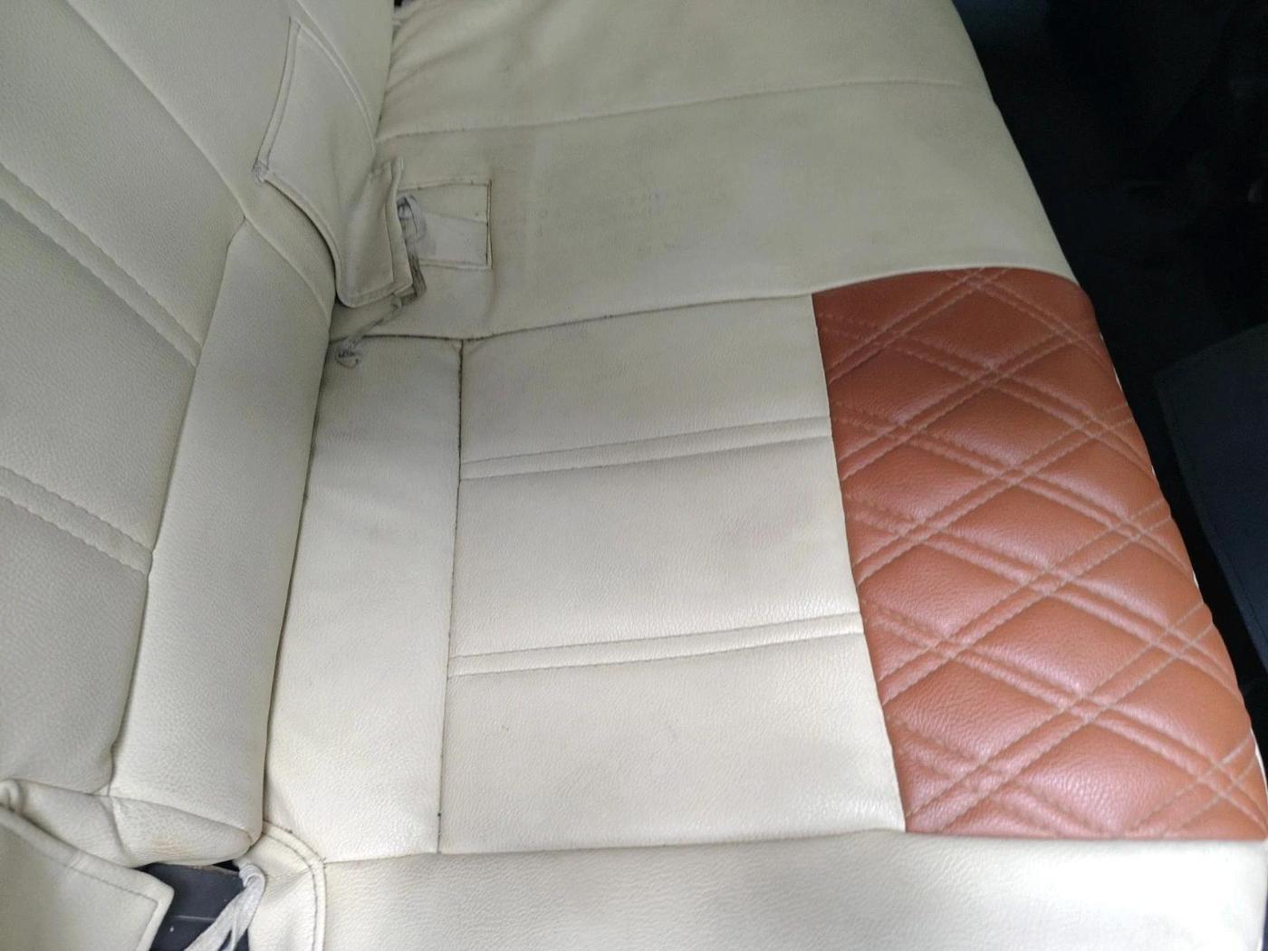 2018 Mahindra XUV500 W5, Diesel, Manual, 74,084 km, interior