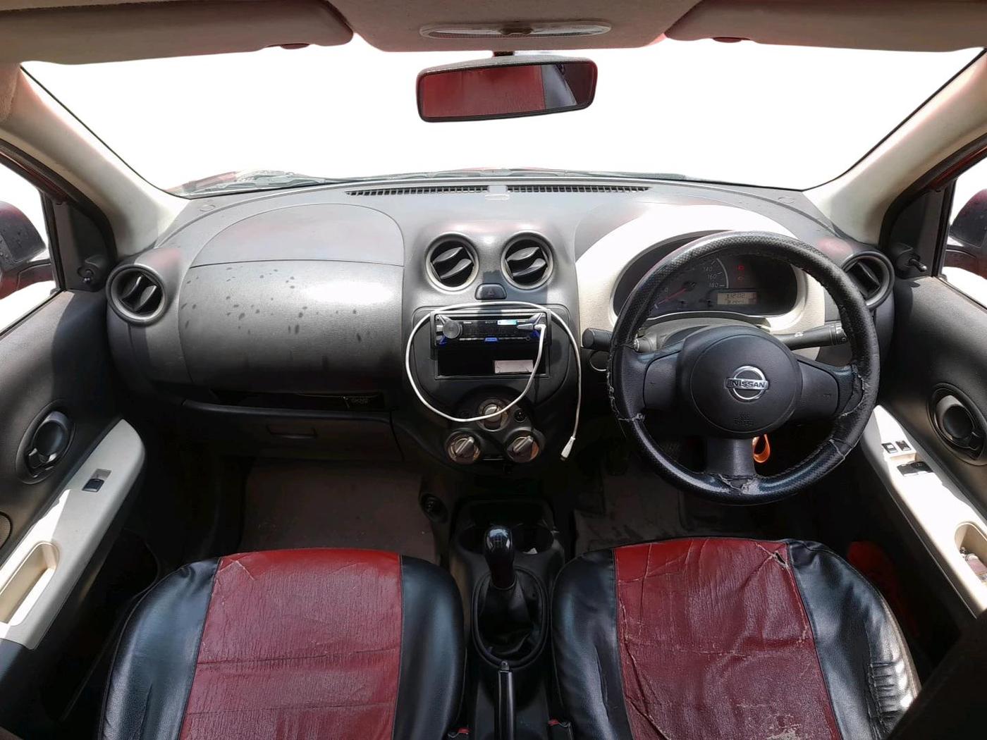 2015 Nissan Micra Active XL, Petrol, Manual, 81,444 km, interior