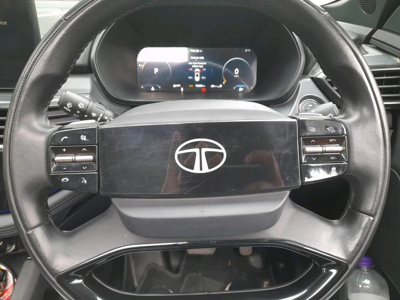 2024 Tata Harrier FEARLESS PLUS DARK EDITION AT, Diesel, Automatic, 16,268 km, interior
