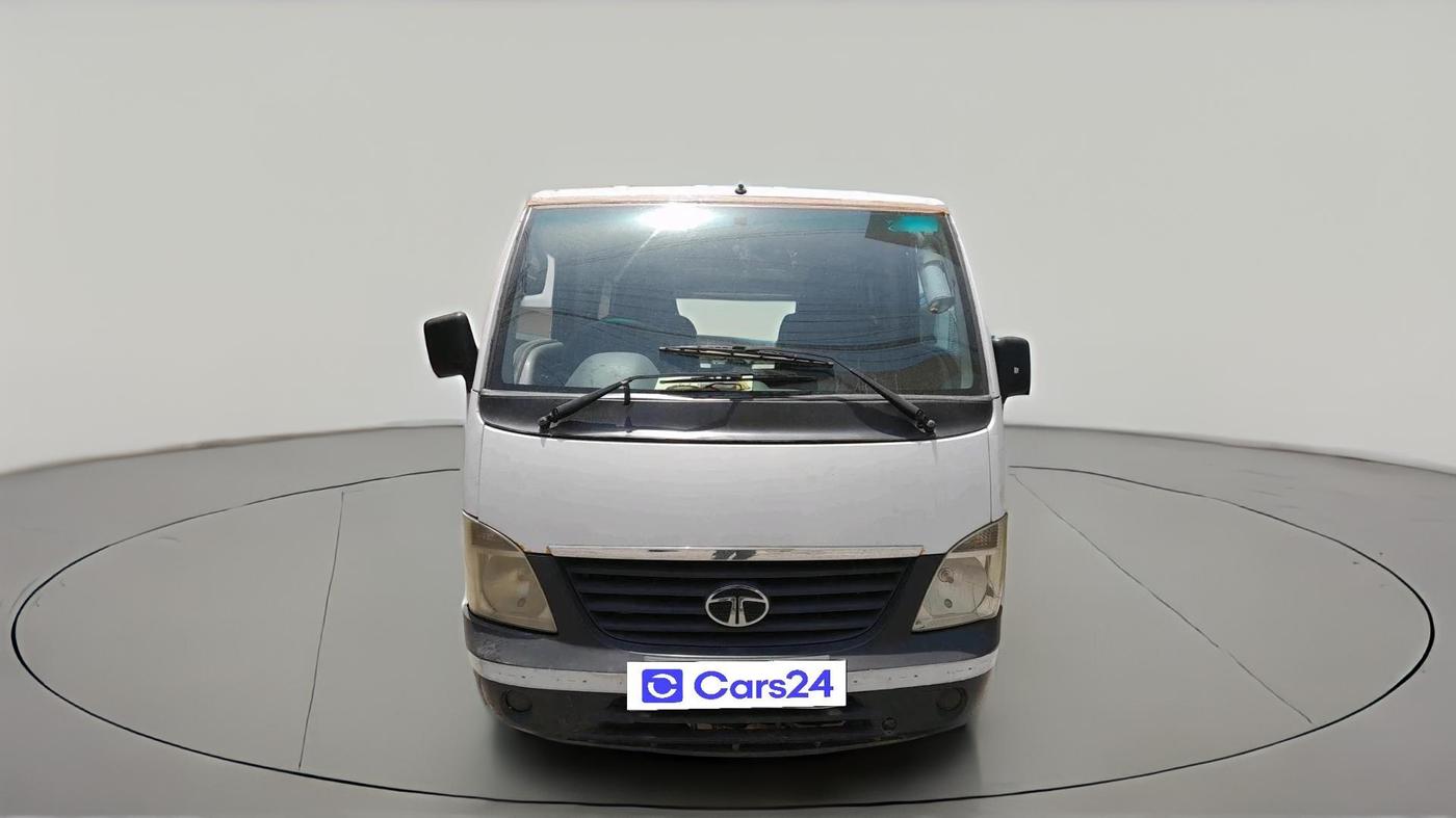 2014 Tata Venture EX 8 STR, Diesel, Manual, 69,000 km, exterior