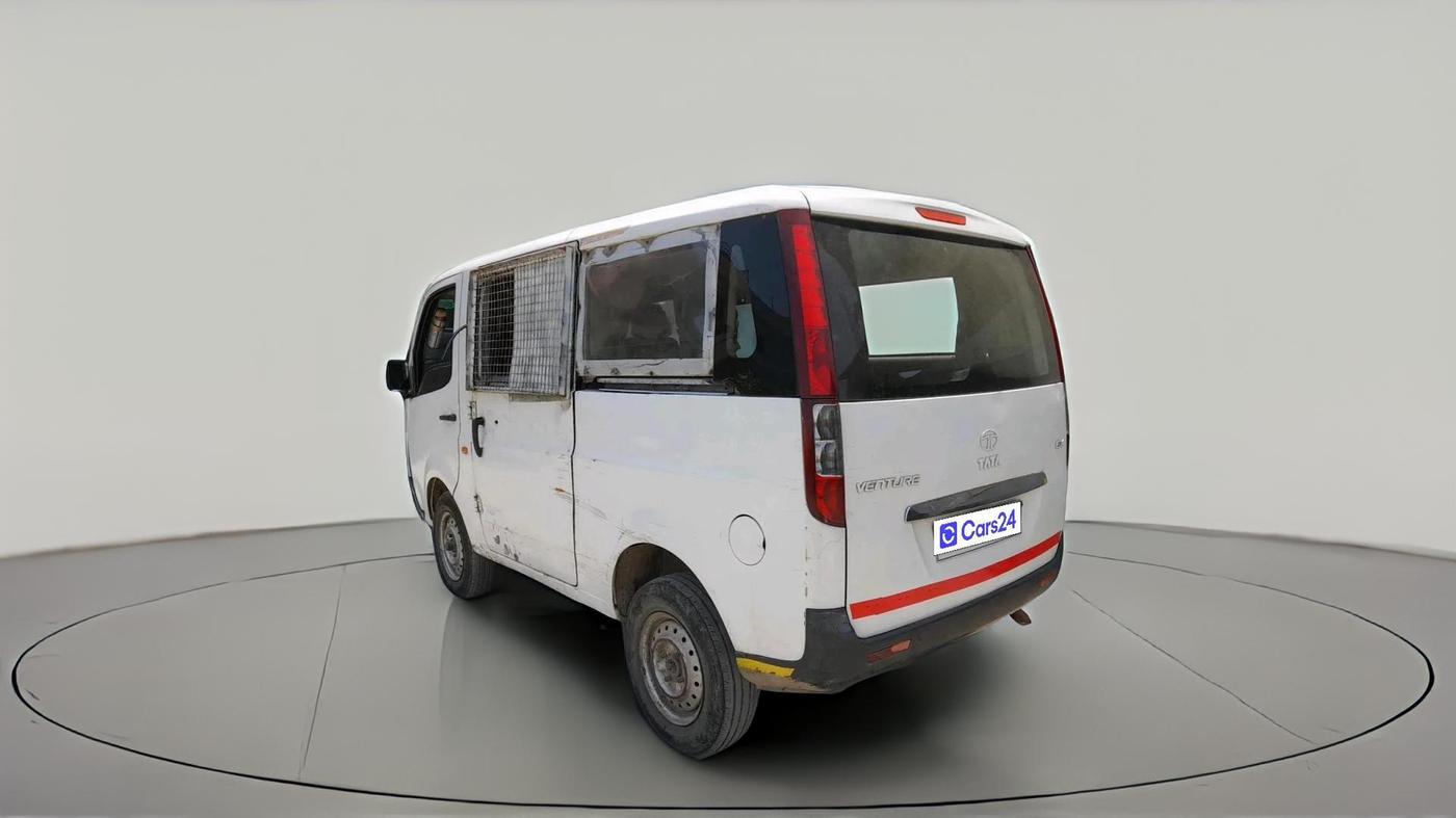 2014 Tata Venture EX 8 STR, Diesel, Manual, 69,000 km, exterior