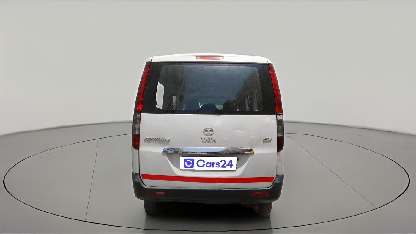 2014 Tata Venture EX 8 STR, Diesel, Manual, 69,000 km, exterior