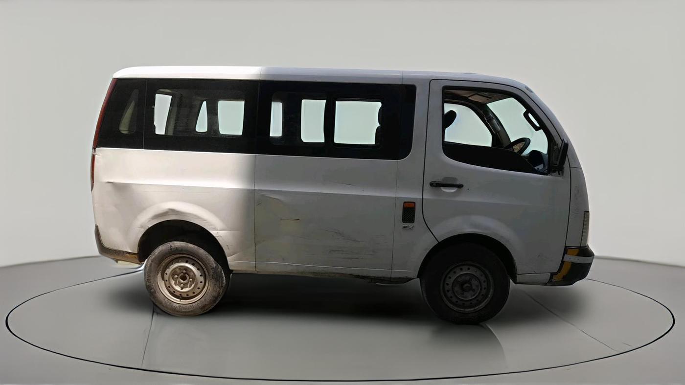 2014 Tata Venture EX 8 STR, Diesel, Manual, 69,000 km, exterior