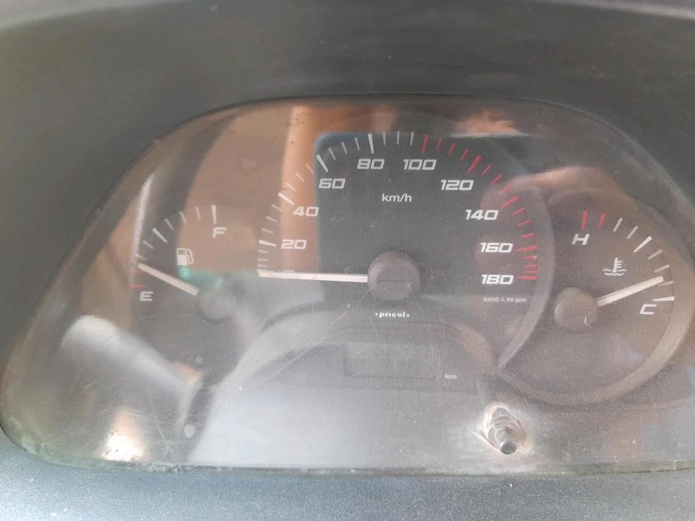 2014 Tata Venture EX 8 STR, Diesel, Manual, 69,000 km, interior