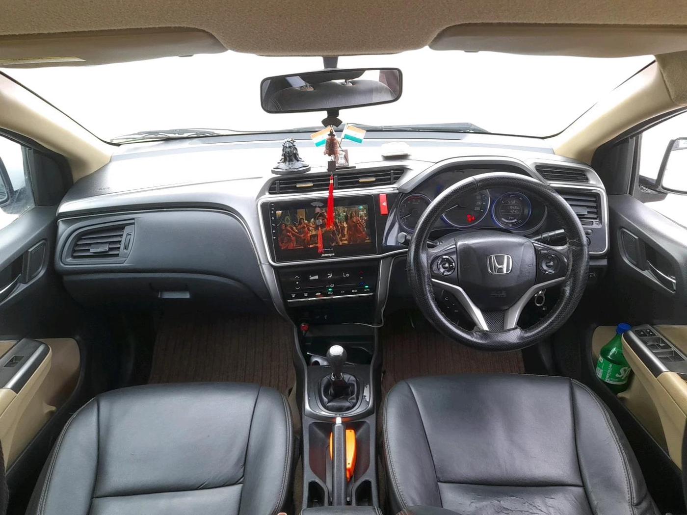 2014 Honda City 1.5L I-DTEC SV, Diesel, Manual, 1,19,437 km, interior