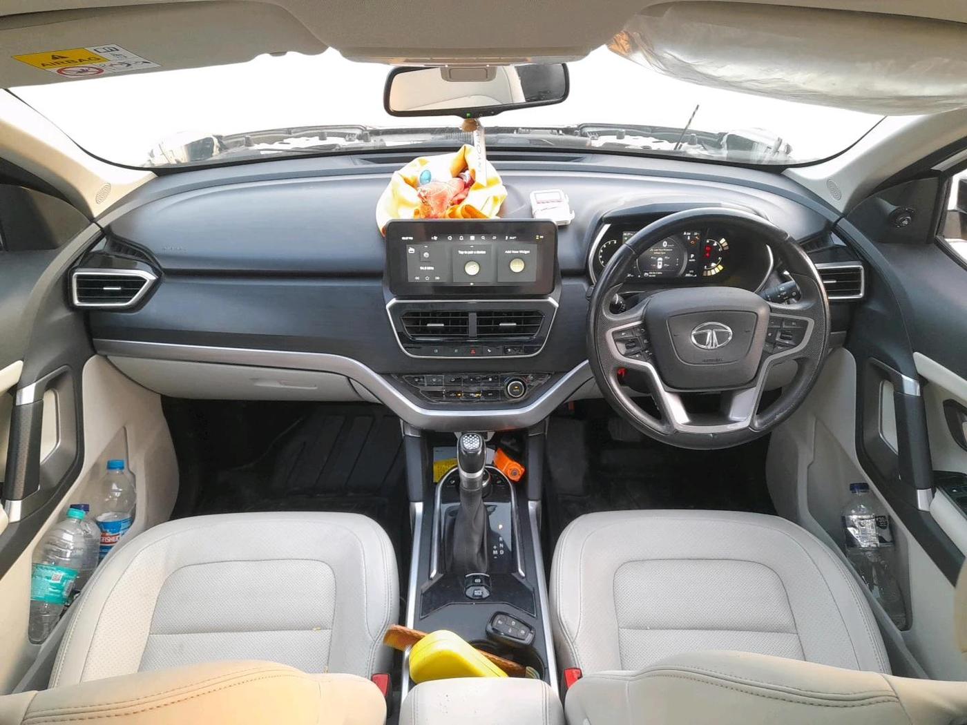 2023 Tata Safari XZA PLUS, Diesel, Automatic, 42,637 km, interior