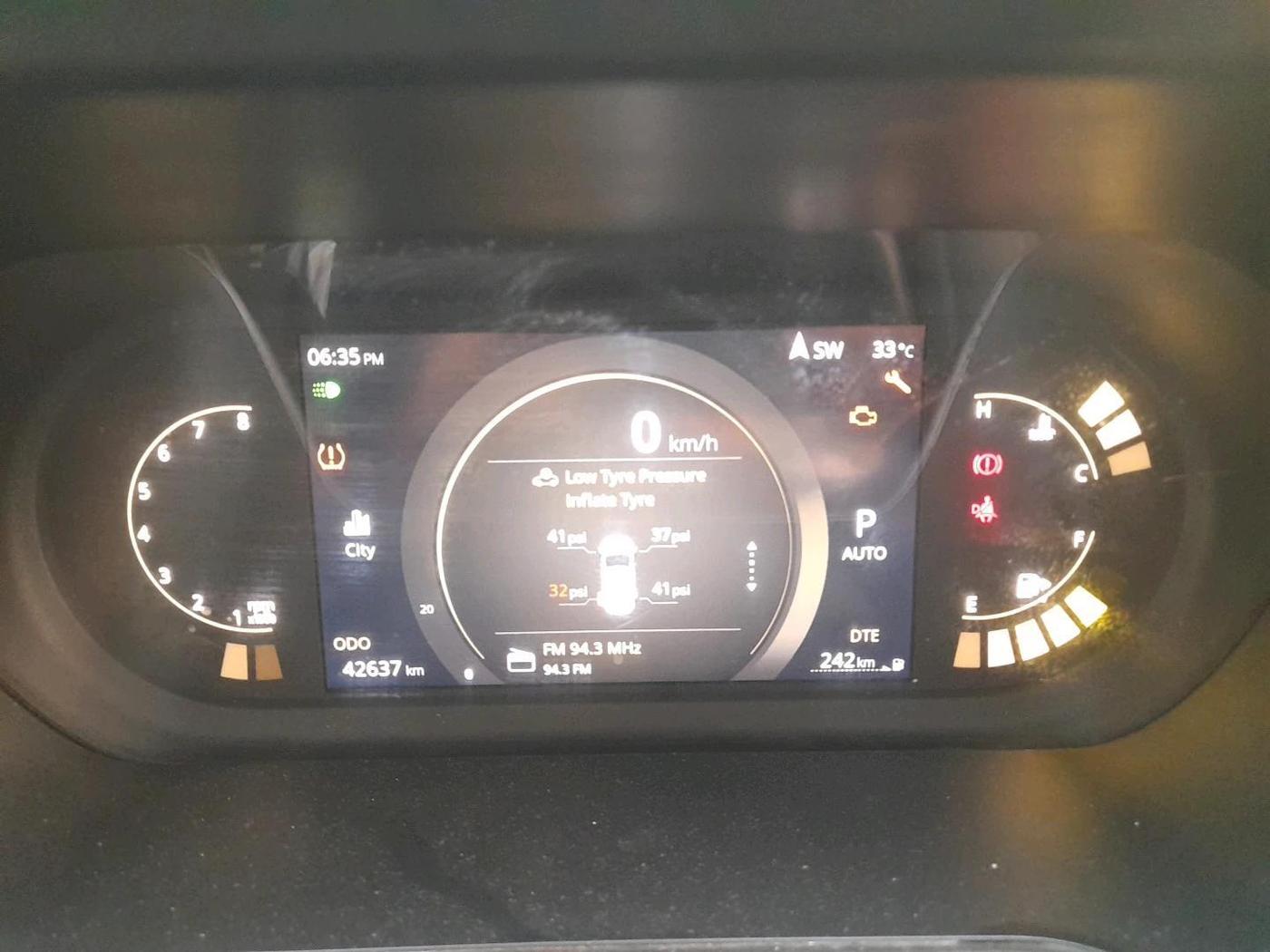 2023 Tata Safari XZA PLUS, Diesel, Automatic, 42,637 km, interior