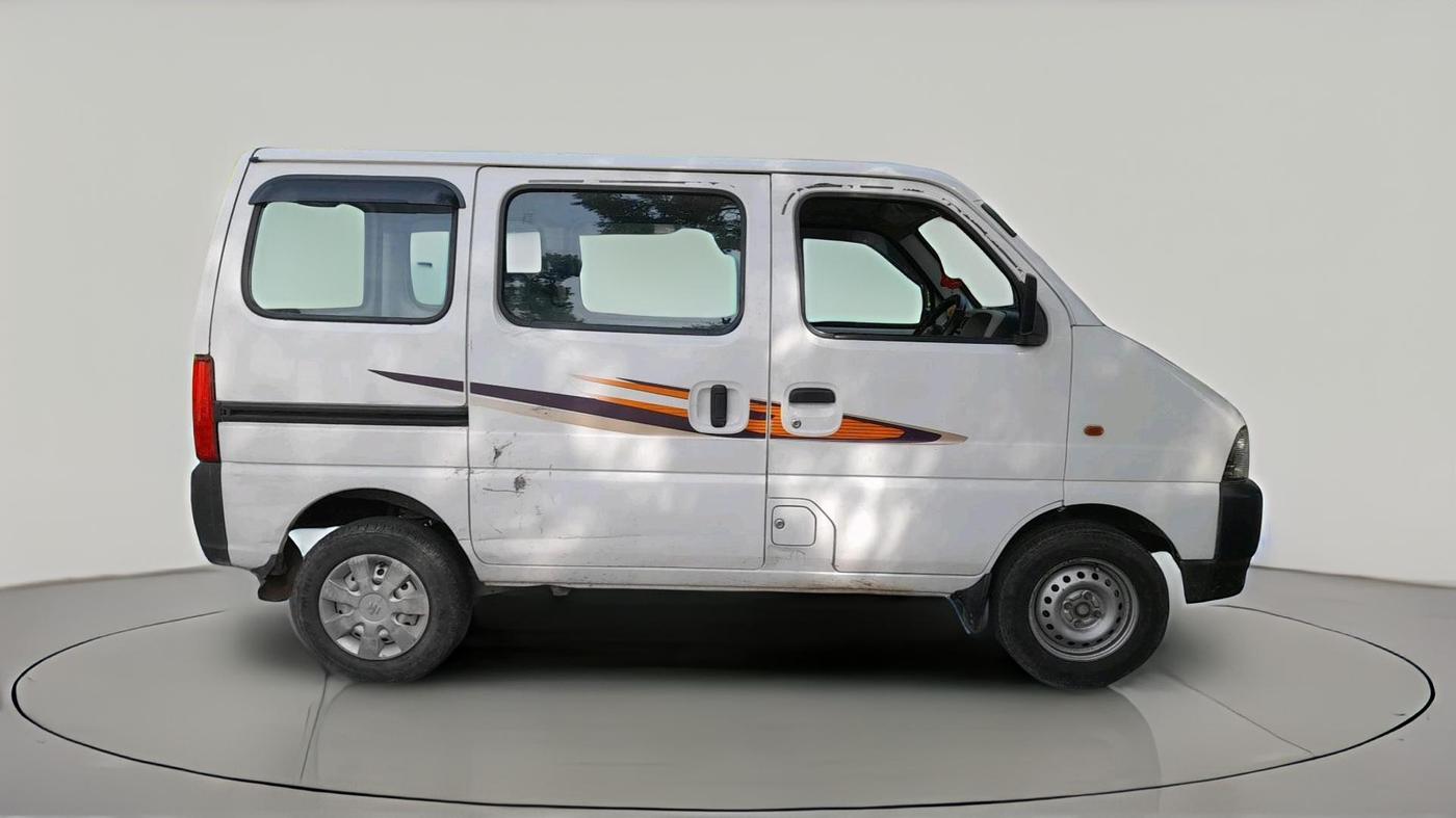 2022 Maruti Eeco 5 STR AC CNG (O), CNG, Manual, 89,558 km, exterior