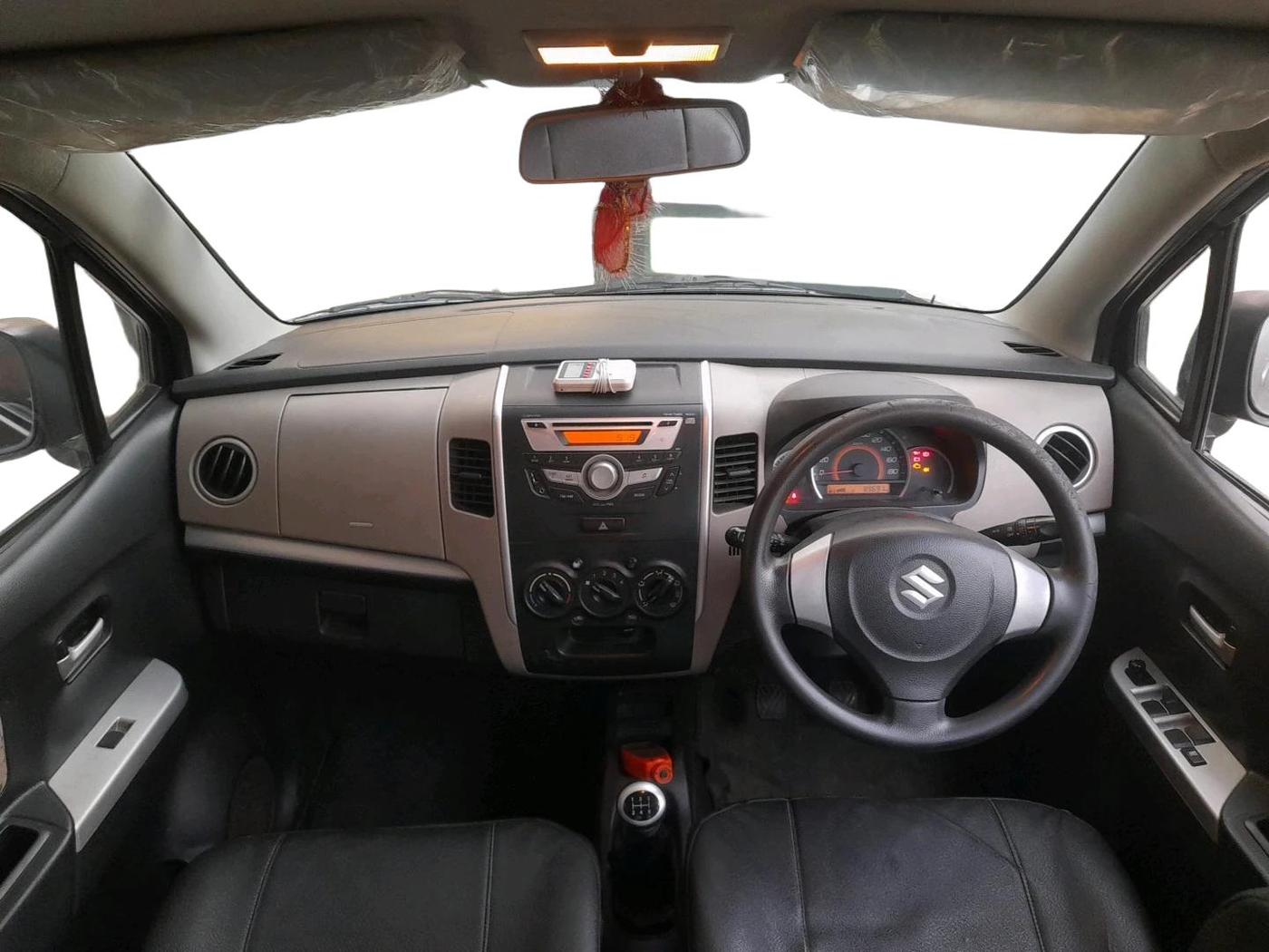 2015 Maruti Wagon R 1.0 VXI, Petrol, Manual, 89,691 km, interior