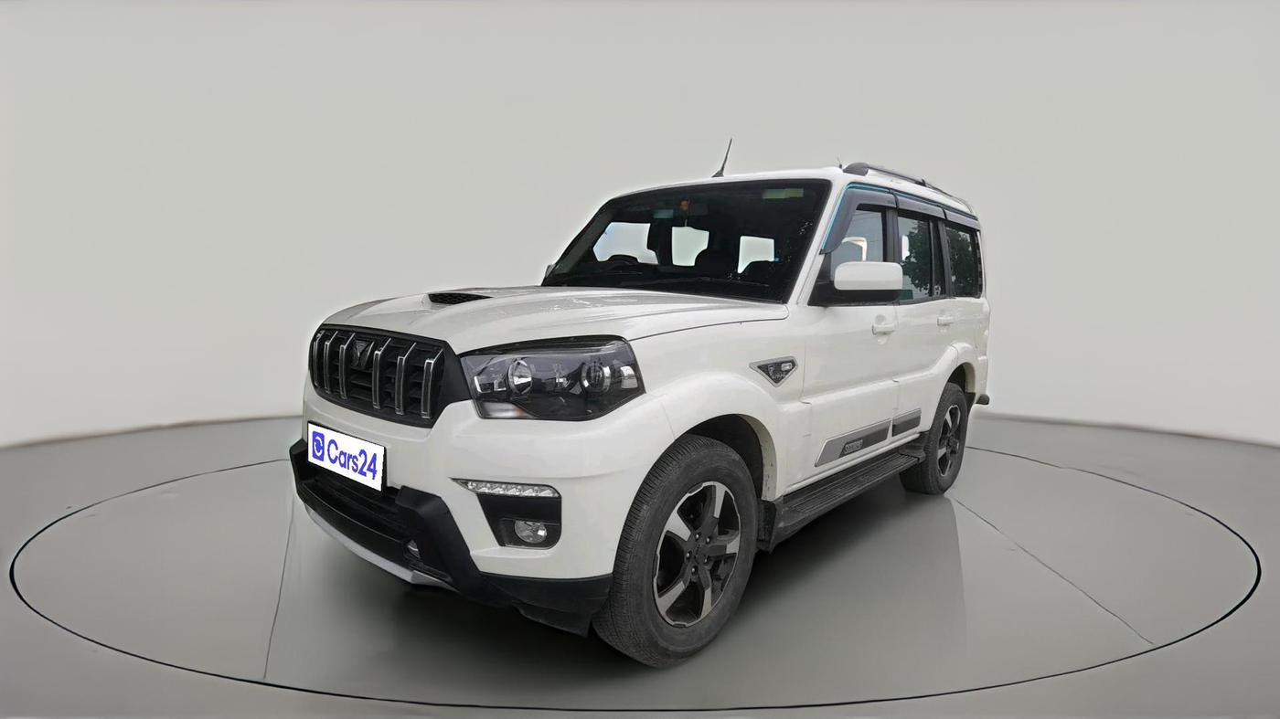 2023 Mahindra SCORPIO CLASSIC S11 7STR, Diesel, Manual, 18,192 km, exterior