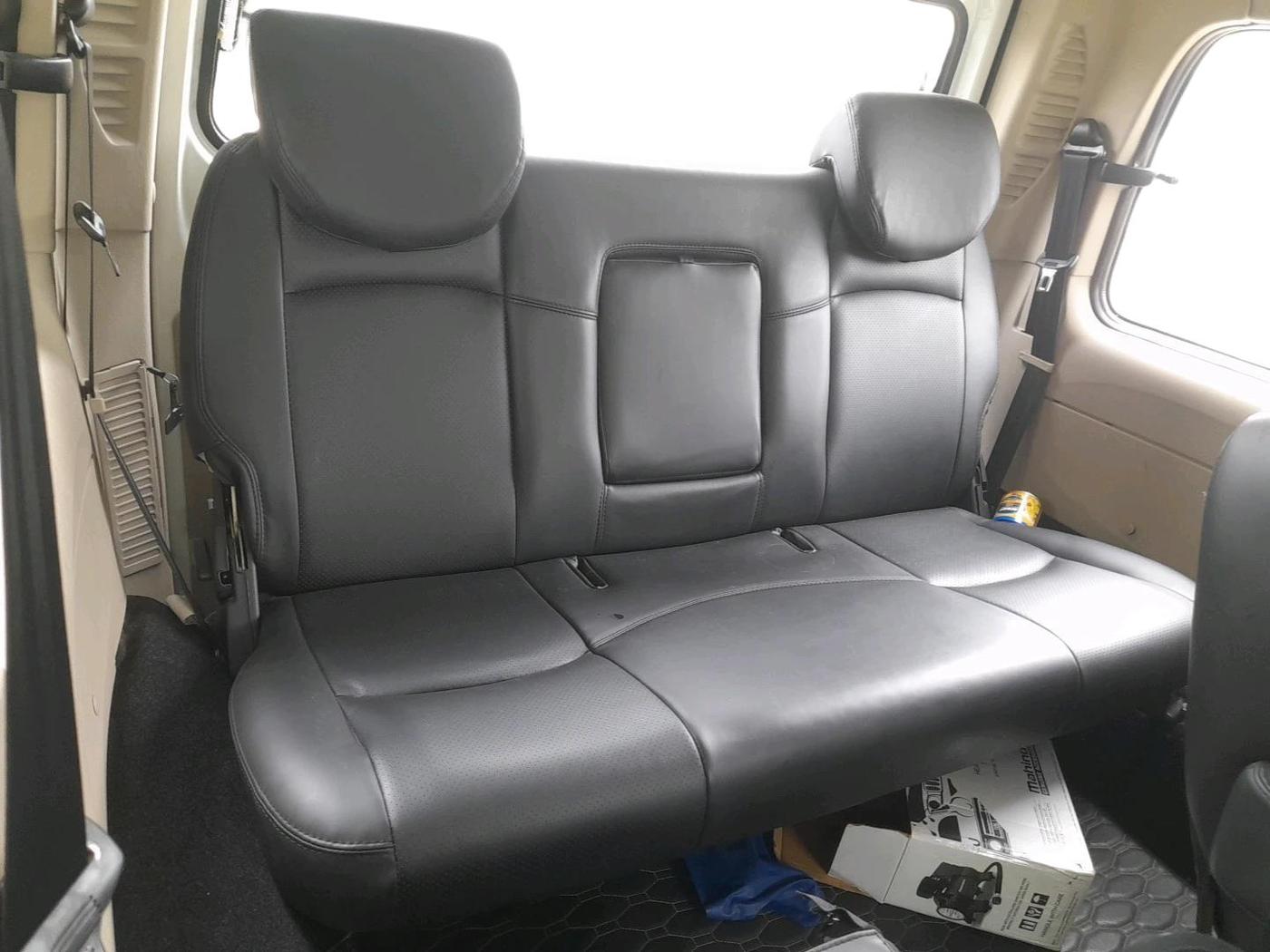 2023 Mahindra SCORPIO CLASSIC S11 7STR, Diesel, Manual, 18,192 km, interior