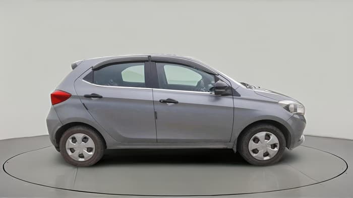 2018 Tata Tiago XZ PETROL, Petrol, Manual, 1,14,656 km, exterior