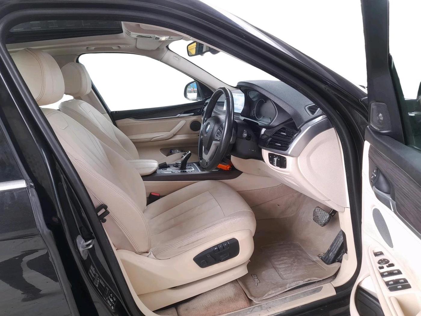2017 BMW X5 XDRIVE30D DESIGN PURE 5 STR, Diesel, Automatic, 32,942 km, interior