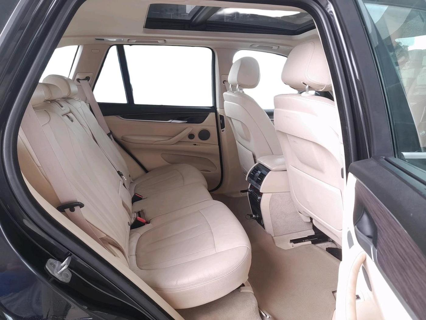 2017 BMW X5 XDRIVE30D DESIGN PURE 5 STR, Diesel, Automatic, 32,942 km, interior