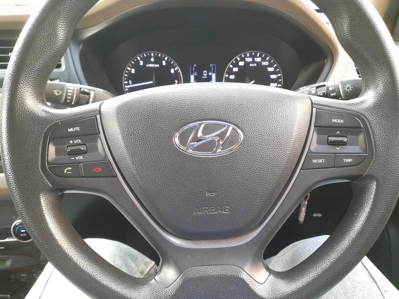 2016 Hyundai Elite i20 SPORTZ 1.2, Petrol, Manual, 37,762 km, interior
