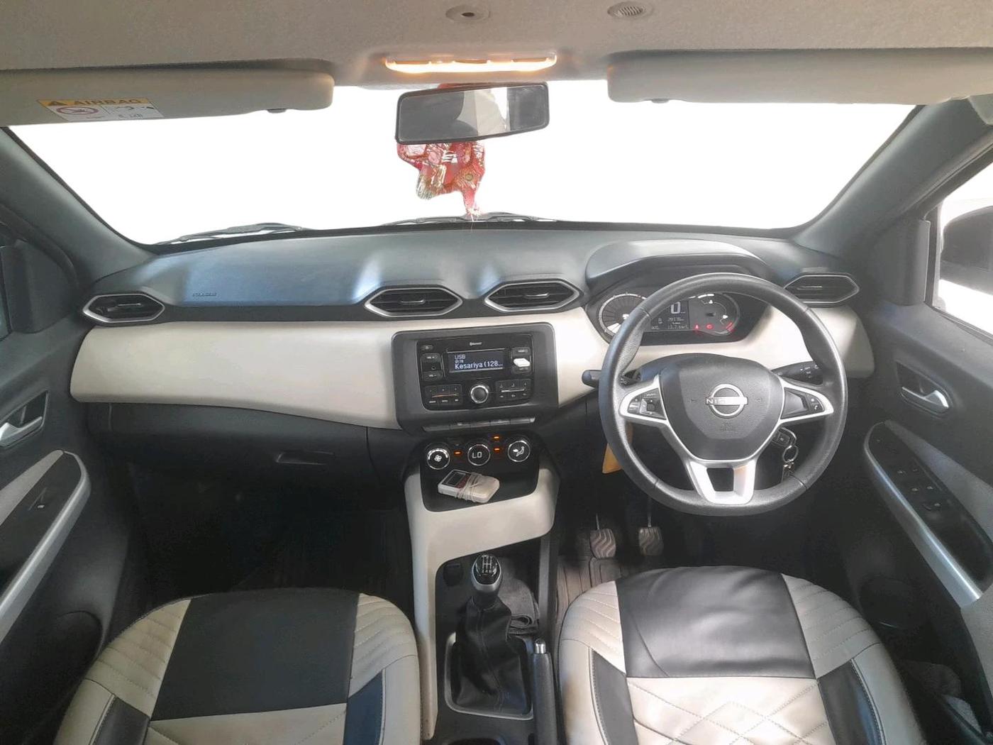 2022 Nissan MAGNITE XL TURBO, Petrol, Manual, 20,378 km, interior