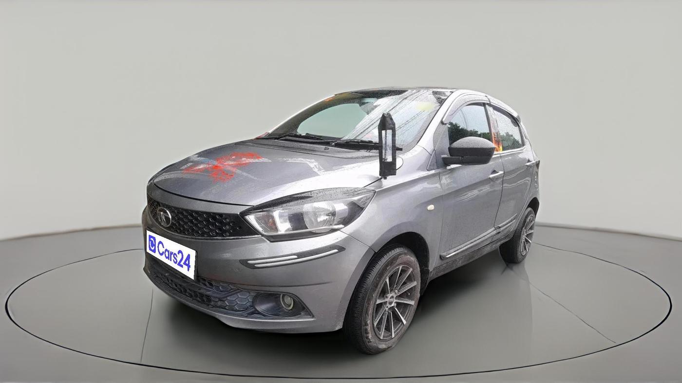 2018 Tata Tiago XM PETROL, Petrol, Manual, 1,26,611 km, exterior